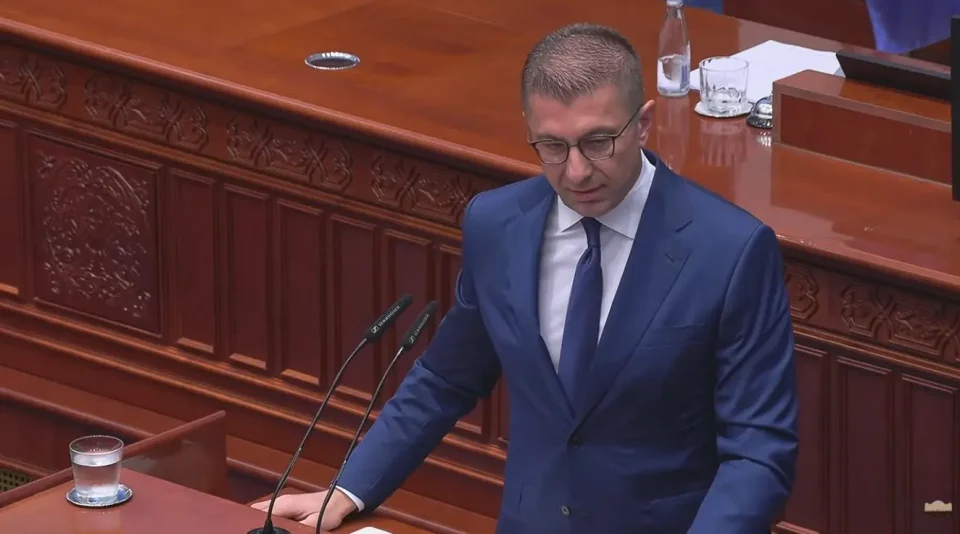 Мицкоски до Филипче: Кога граѓаните ќе ве видат зад решетки, тогаш ќе веруваат дека правдата дошла
