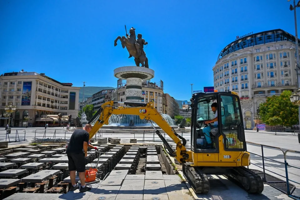 ПОДНАТА ФОНТАНА СЕ ВРАЌА ВО ФУНКЦИЈА: Ѓорѓиевски најави уредување на просторот на плоштадот