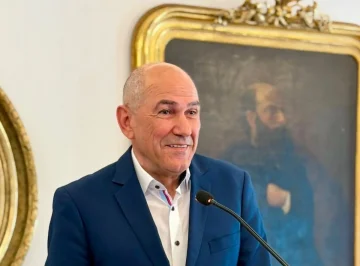 НОВА ВЛАДА ВО СЛОВЕНИЈА: Јанша избран за премиер по четврти пат