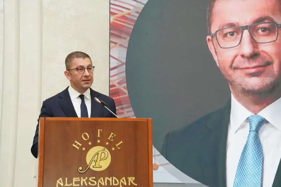 (ВИДЕО) Мицкоски: Со „Везилка“ пристап до европската инфраструктура за вештачка интелигенција, поттик за економски раст и нови работни места