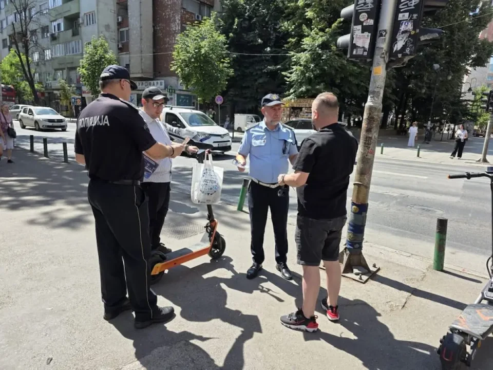 ПОЛИЦИЈАТА СО ПРЕВЕНТИВНИ АКЦИИ: Апел за заштита од шумски пожари и поголема безбедност во сообраќајот