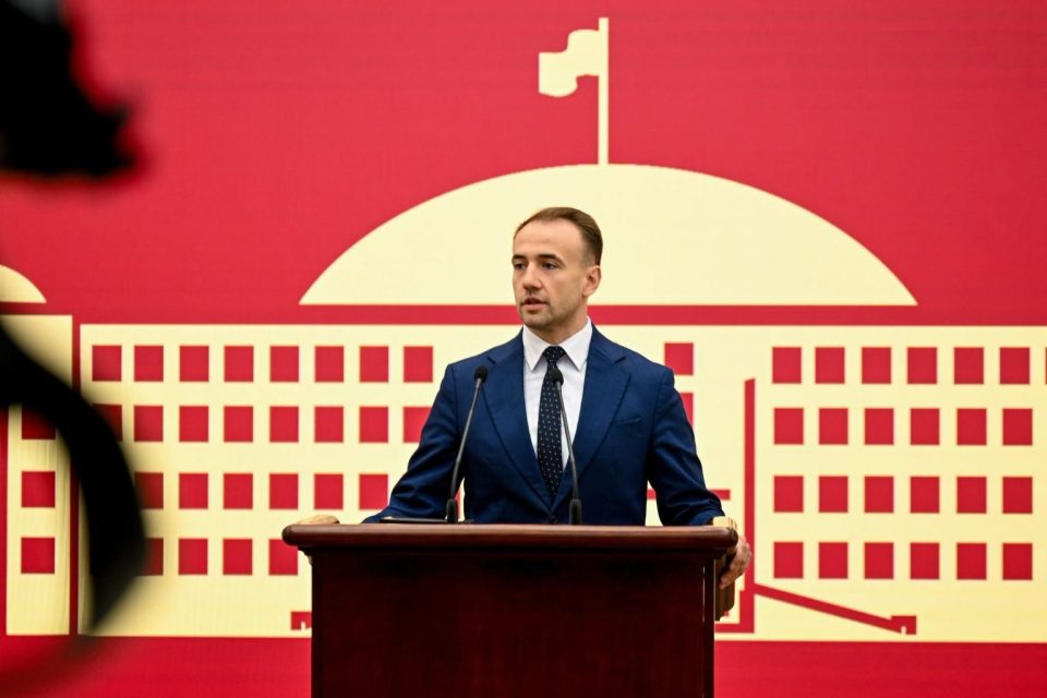 Стојаноски: СДСМ, Левица и ДУИ застанаа против дијаспората
