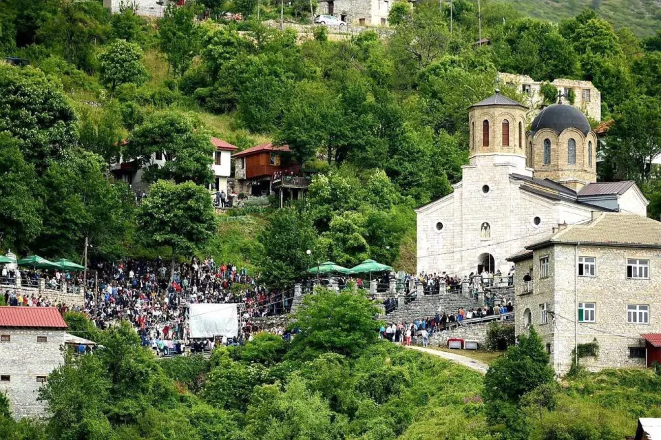 Апсење на Галичката свадба