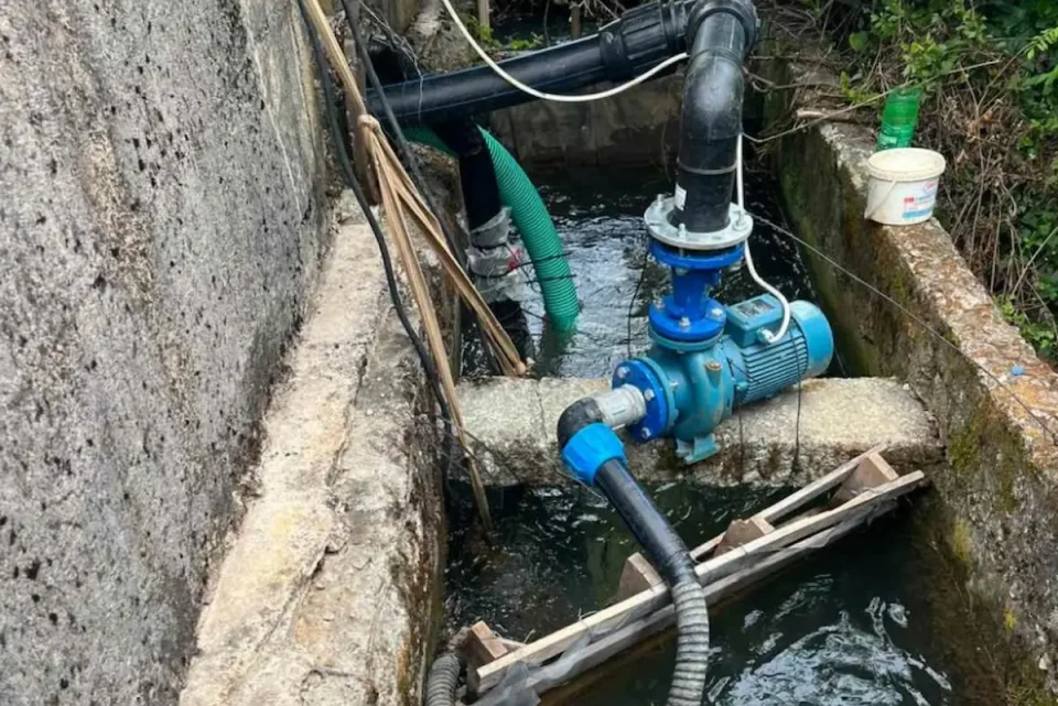 ЗАБРАНА ЗА ПИЕЊЕ НА ВОДАТА ВО ГОСТИВАР: Од АХВ велат постои сомнеж дека е загадена