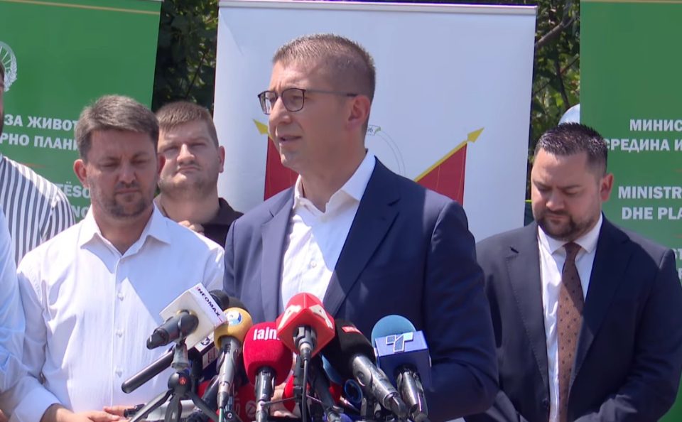 Мицкоски: Владата има мандат, но ако сме предизвикани на предвремени избори подготвени сме да одговориме