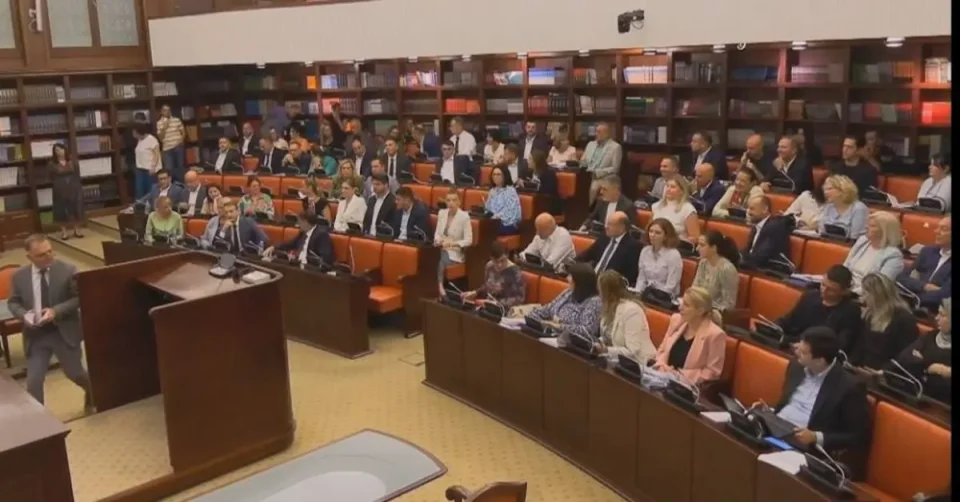 СОБРАНИЕТО ЈА ПРОДОЛЖУВА РАСПРАВАТА ЗА РЕБАЛАНСОТ: Над 200 амандмани на маса за буџетот за 2026