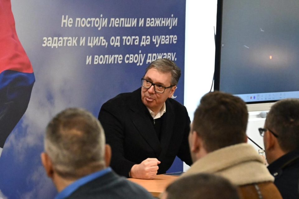 РЕФОРМИ, ДЕМОКРАТИЈА И ДОБРИ ОДНОСИ СО КОСОВО: Европскиот парламент ги постави условите за напредокот на Србија кон ЕУ