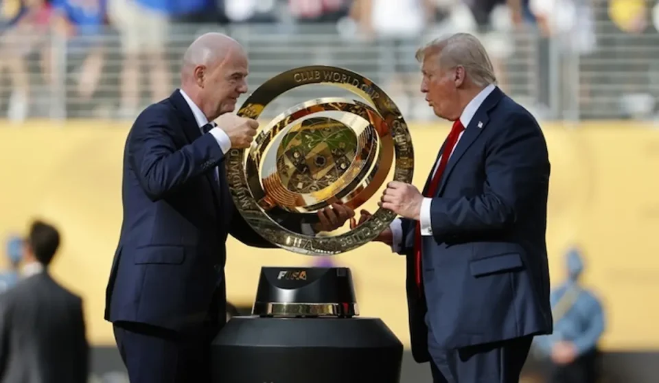 ТРАМП ЌЕ ПРИСУСТВУВА НА ФИНАЛЕТО, НО ДАЛИ ЌЕ ГО ВРАЧИ ТРОФЕЈОТ?: Можеме и заедно, вели шефот на ФИФА
