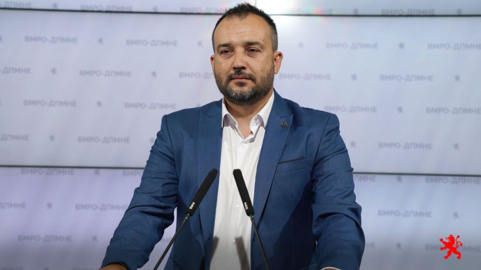 Лефков: Филипче и „лојалистите“ се препознаа во талогот на општеството, па повторно се вратија на политиката на поделби