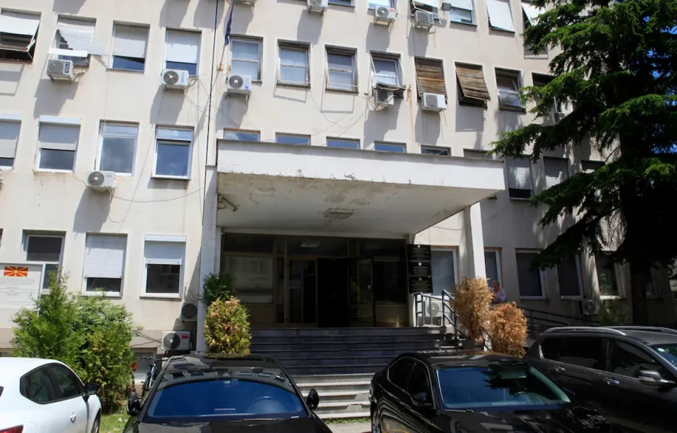 Министерство за здравство: Нема ниту еден пациент поради загадена вода во Скопје