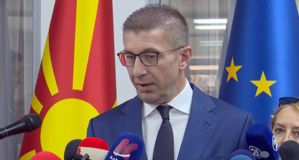 (ВИДЕО) Изјава на премиерот Мицкоски пред Амбасадорскиот совет