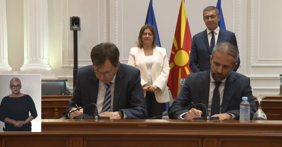 (ВО ЖИВО) Свечено потпишување на договор за реализација за интерконективниот гасовод Македонија – Србија