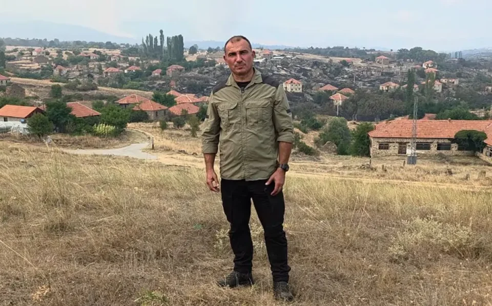 ПОЖАРОТ КАЈ ЧАНИШТЕ СÈ УШТЕ АКТИВЕН: Ангелов вели дека селата се безбедни, но состојбата може да се влоши