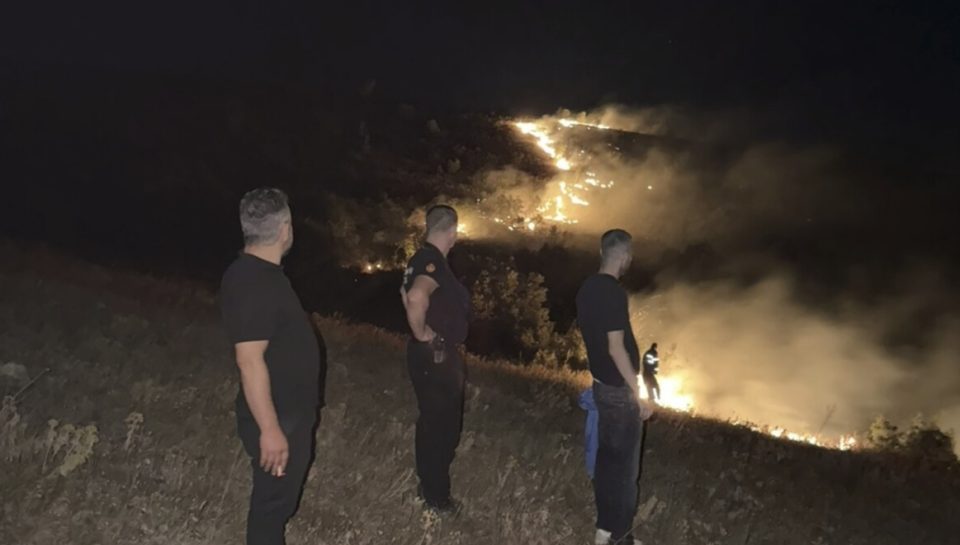 Голем пожар над селото Бојане, се шири кон Јегуновце