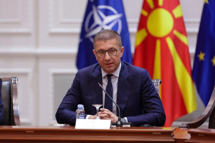 Минатото не можеме да го промениме, но можеме да одлучиме каква иднина ќе изградиме, истакна Мицкоски за 25 години од Рамковниот договор