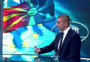 ПОВИСОКИ ПЛАТИ И ПЕНЗИИ, ПОМАЛ ЈАВЕН ДОЛГ: Мицкоски ги спореди резултатите со времето на СДСМ