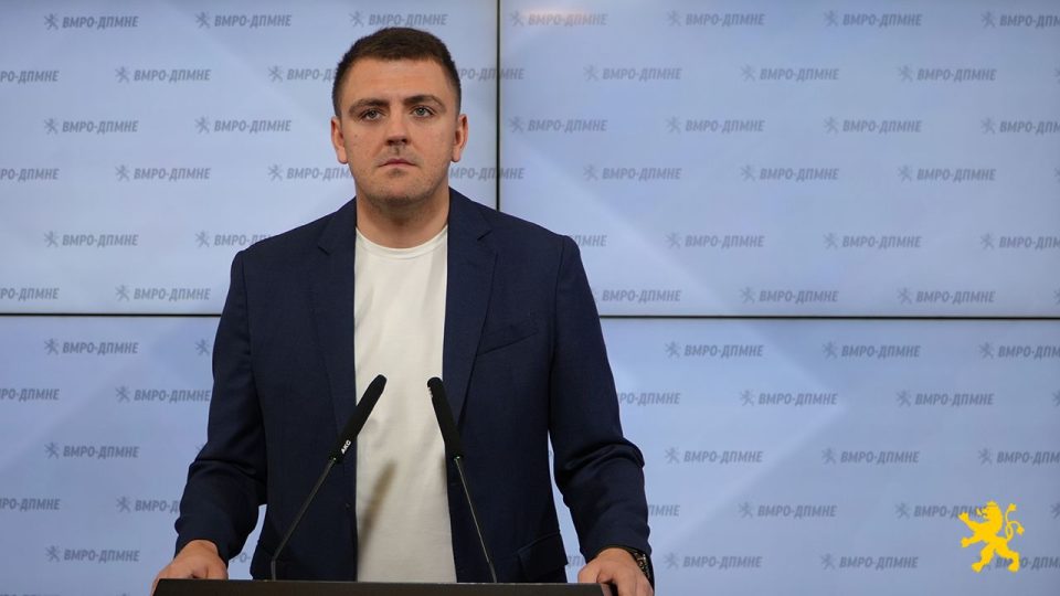 ИМА ФИНАНСИСКА СТАБИЛНОСТ, НОВИ ПРОЕКТИ: Јавниот долг е намален на 58,8% од БДП, истакна Попов