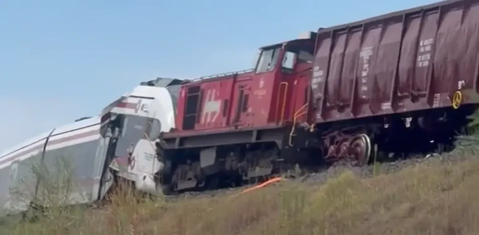 (ВИДЕО) СУДИР НА ТОВАРЕН И ПАТНИЧКИ ВОЗ ВО ХРВАТСКА: Најмалку 14 повредени, од кои шест потешко