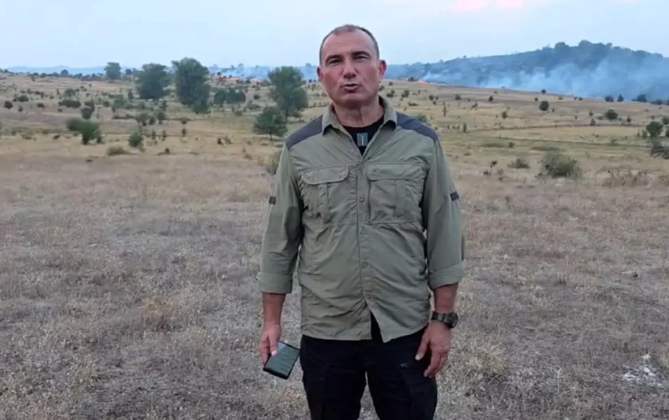 ПОЖАРОТ ВО МАРИОВО ПОВТОРНО СЕ РАЗГОРЕ: Огнената линија достигна околу 20 километри