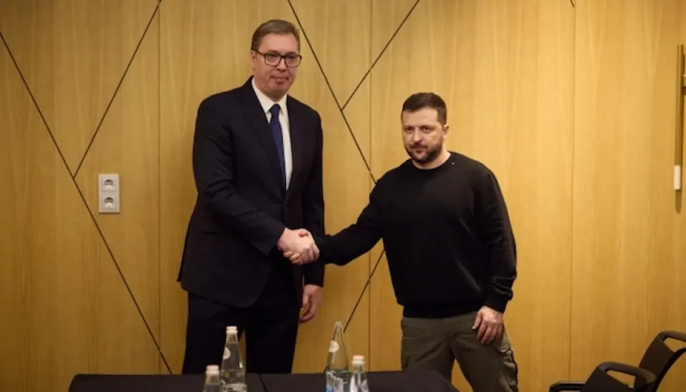 НА СРЕДБА СО ВУЧИЌ: Зеленски во прва официјална посета на Србија