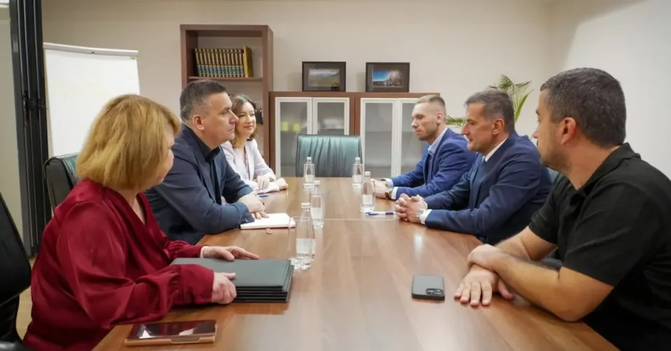 ДЕПОНИИТЕ ЌЕ СЕ СЛЕДАТ СО КАМЕРИ И ВЕШТАЧКА ИНТЕЛИГЕНЦИЈА: Пилот-системот треба навреме да открива чад, пожари и други ризици