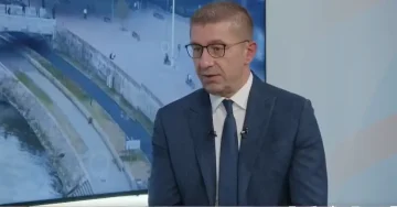 (ВО ЖИВО) Мицкоски на интервју по враќањето од плодната посета на САД