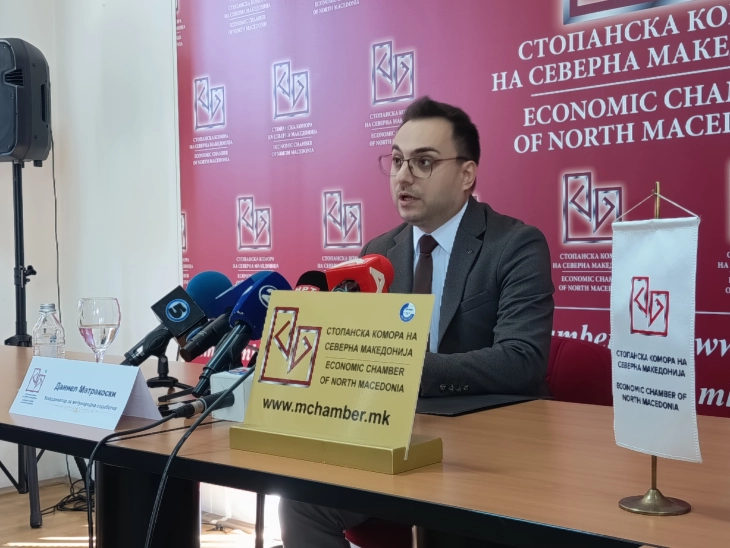 ПРОФЕСИОНАЛНИТЕ ВОЗАЧИ ДА ИМААТ ПОСЕБЕН СТАТУС: Предлог на Стопанската комора за решавање на проблемот со транспортерите
