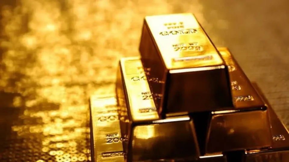 По остриот пад, златото повторно се продава над 4.150 долари