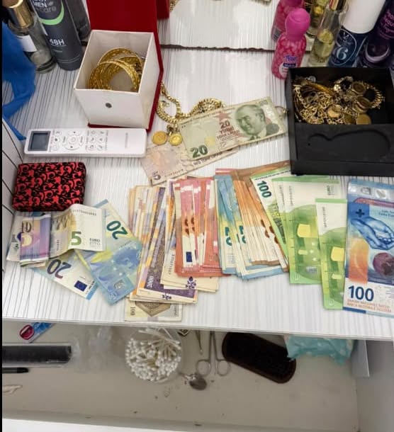 УАПСЕНИ ЧЕТИРИ ЛИЦА: Украле над 250.000 евра од 10-тина куќи во Боговиње