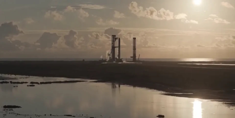 (ВИДЕО) СПЕКТАКУЛАРНИ СНИМКИ: Џиновската ракета на SpaceX за првпат кружеше околу Земјата