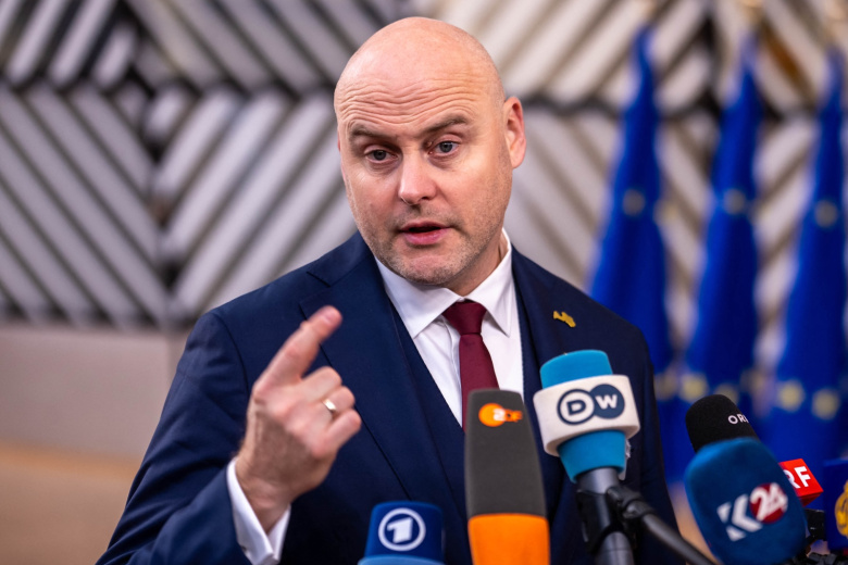 Да се откажеме од едно пиво годишно и да ѝ помогнеме на Украина, вели премиерот на Летонија