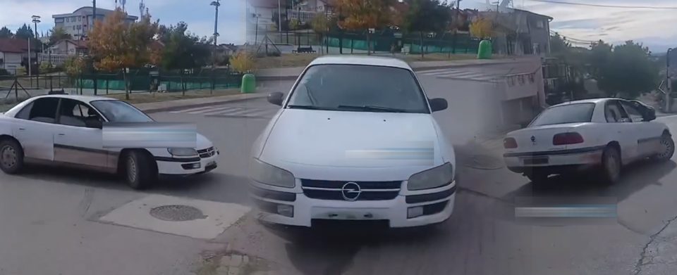 (ВИДЕО) БЕЗ ТАБЛИЧКИ И БЕЗ ДОЗВОЛА: Полицијата го санкционира возачот кој „дрифташе“ во Штип
