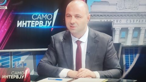 НЕМА ПРИФАЌАЊЕ ПО БИЛО КОЈА ЦЕНА: Народот е против предлогот за уставни измени, порача Мисајловски