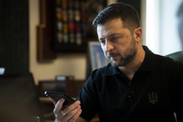 Украинскиот претседател Володимир Зеленски на прес-конференција
