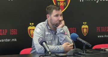 Иван Чупиќ на прес-конференција пред натпреварот со Висла Плок