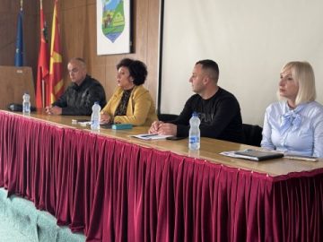 Работна средба на градоначалничката со куќните совети во Кисела Вода