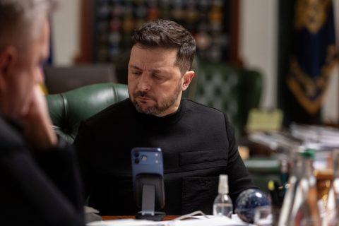 ЕНЕРГЕТСКО ПРИМИРЈЕ ЗА КРАЈ НА ВОЈНАТА: Зеленски најави технички преговори меѓу Украина, САД и Русија