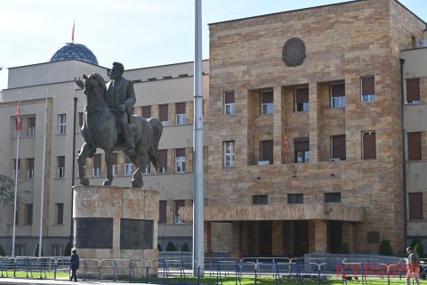 НЕМА ДА ДОЗВОЛИМЕ ЕТНИЧКИ ПОДЕЛБИ: За 20 години избркавте 10.000 луѓе од Брвеница, порача Мицкоски