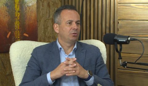(ВИДЕО) ИЗБОРИТЕ ВО СРБИЈА БЕА ИНТЕРЕСЕН ЕКСПЕРИМЕНТ: Опозицијата немаше соодветна понуда за граѓаните, смета Наумовски