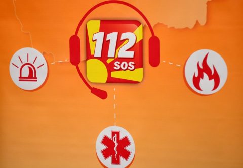 ЛИНИИТЕ СЕ ПРЕОПТОВАРАНИ СО БАНАЛНИ ПРАШАЊА: Бројот 112 да се користи исклучиво за итни случаи, апелираат од ЦУК